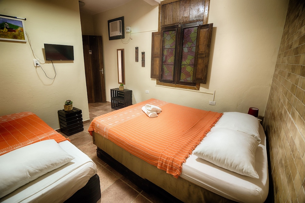Basic Single Room photo 3