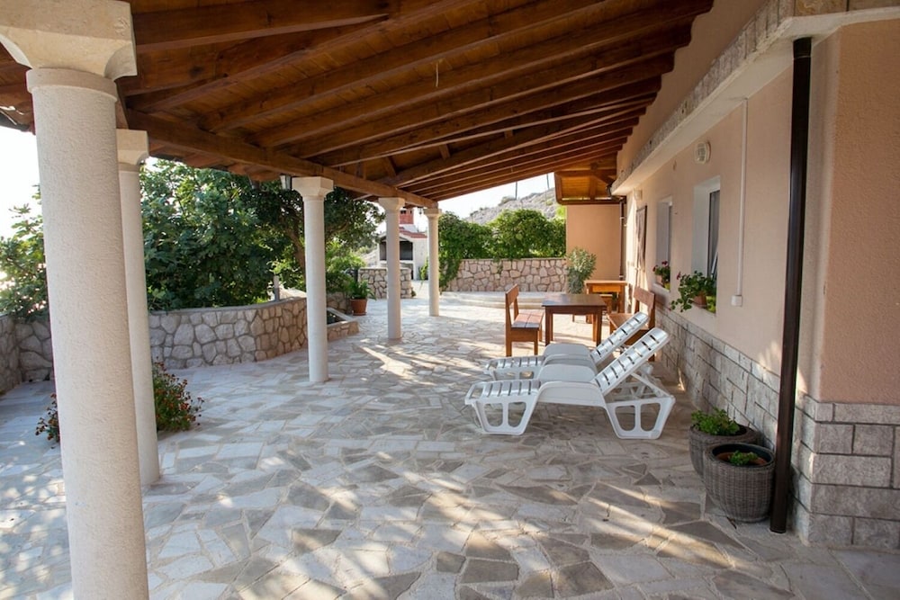 Apartment (Irena - 100m from the sea - A1(4) pri)