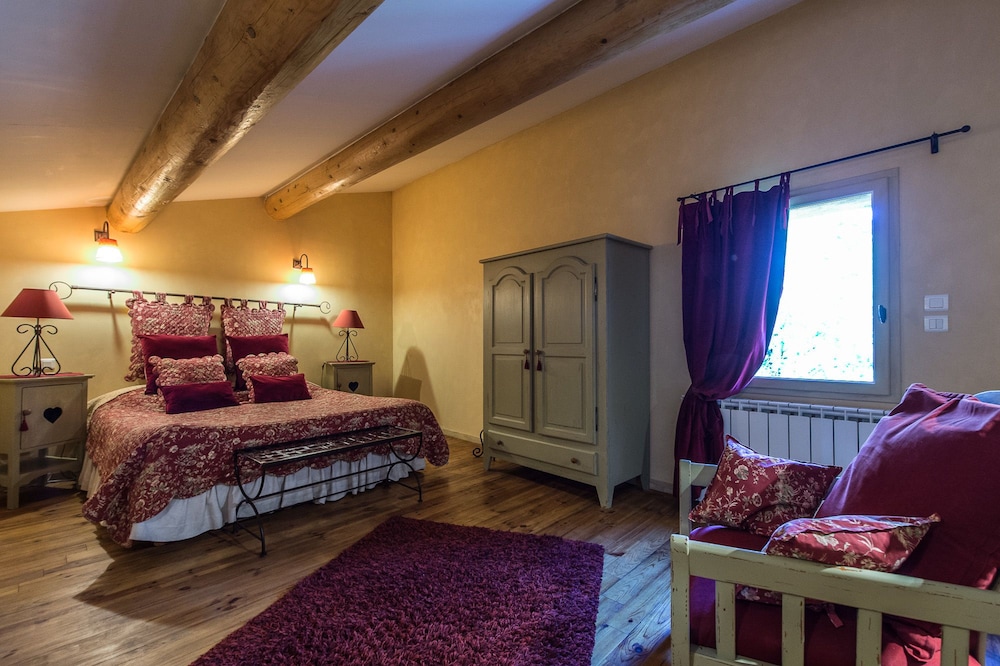 Superior Studio, 2 Bedrooms, Non Smoking (Theotime) photo 1