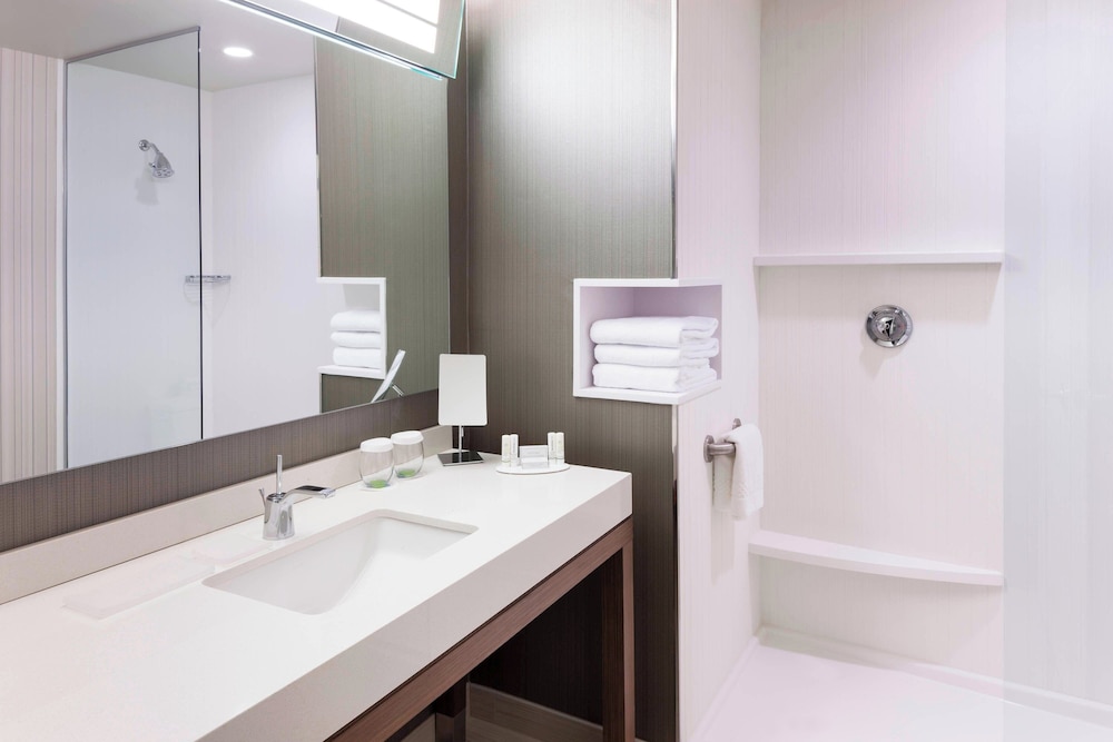 Courtyard by Marriott Fort Worth at Alliance Town Center, Photo 3