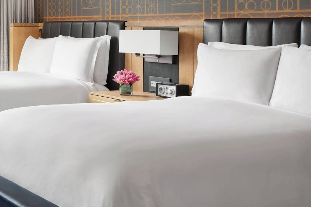 Room, 2 Double Beds, City View (Mobility Accessible, Tub) - Photo 3