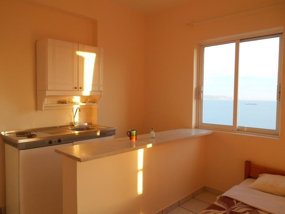 Studio, Sea View (3 Adults) photo 2