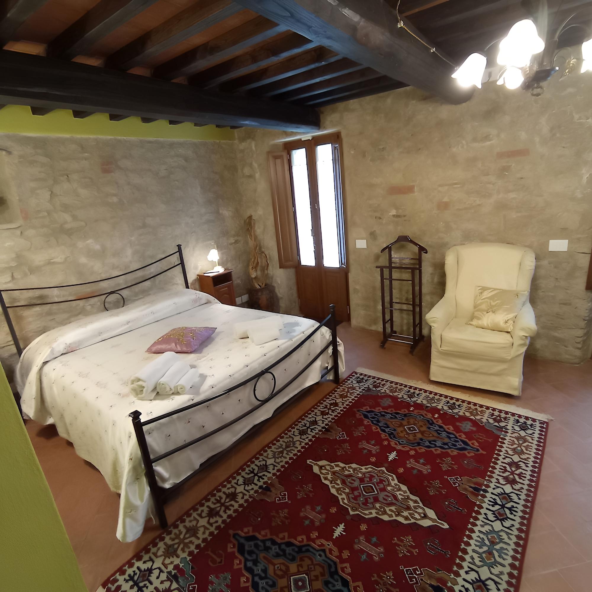 House, 5 Bedrooms, Accessible, Smoking photo 3