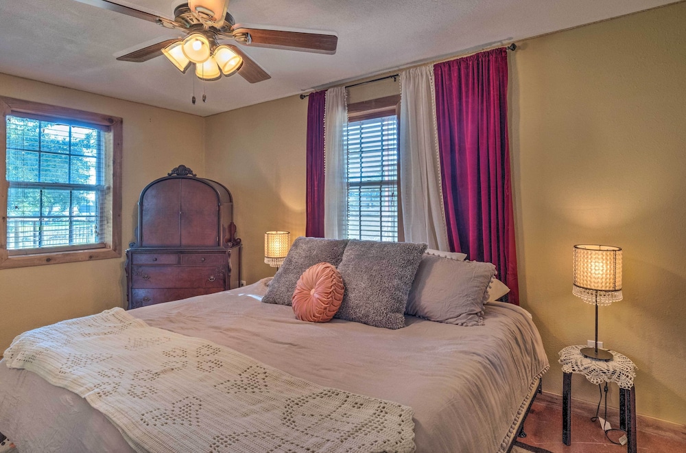 House (2 Bedrooms) photo 3