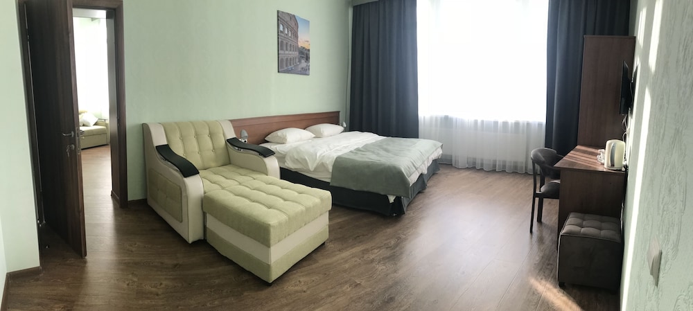 Suite, 1 Bedroom photo 1