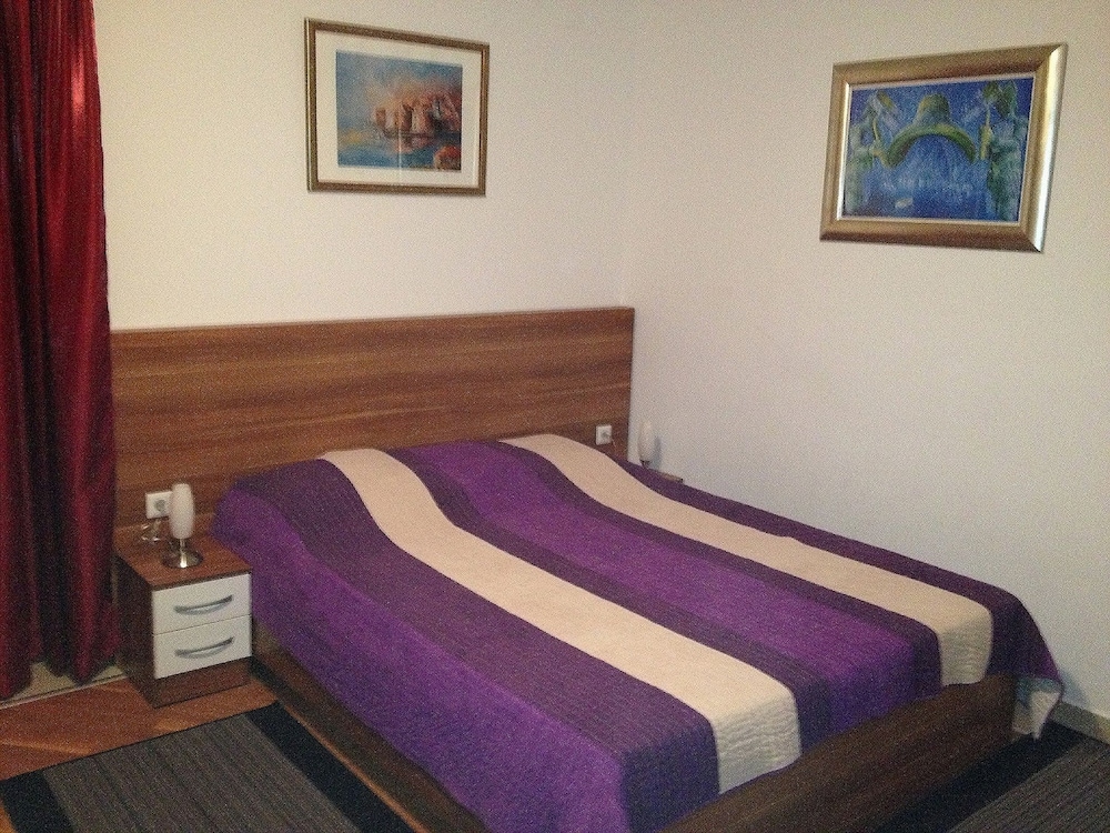 Premium Single Room, Balcony photo 2