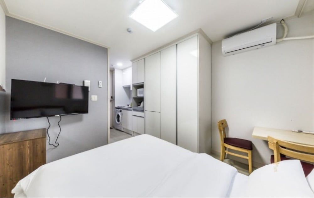 Deluxe Room, Non Smoking - Photo 3