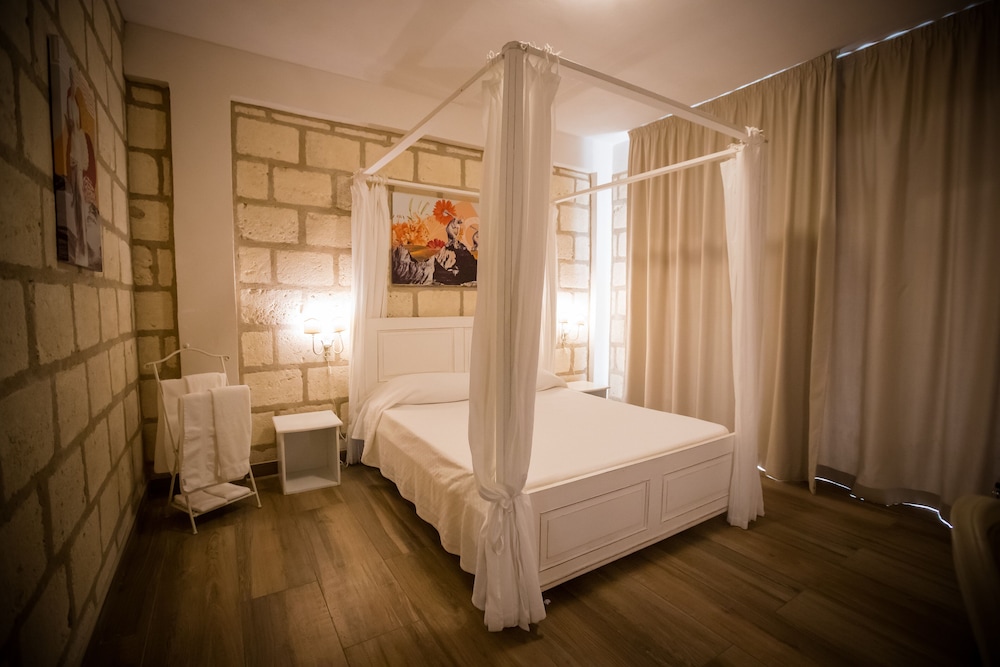 Design Double Room photo 1