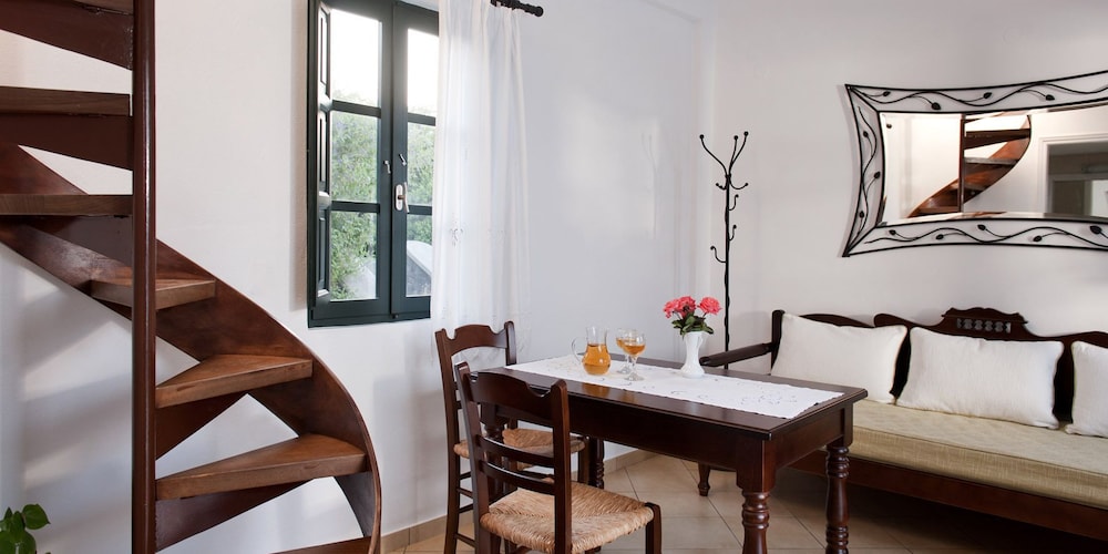 Family Apartment - Photo 3