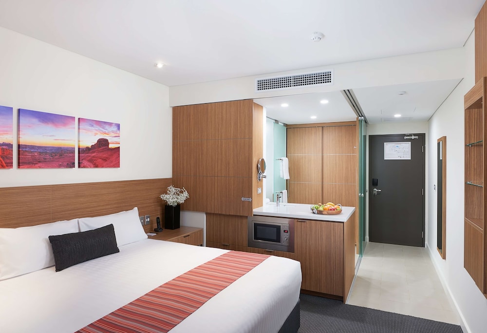 Executive Room, 1 King Bed (Executive King)