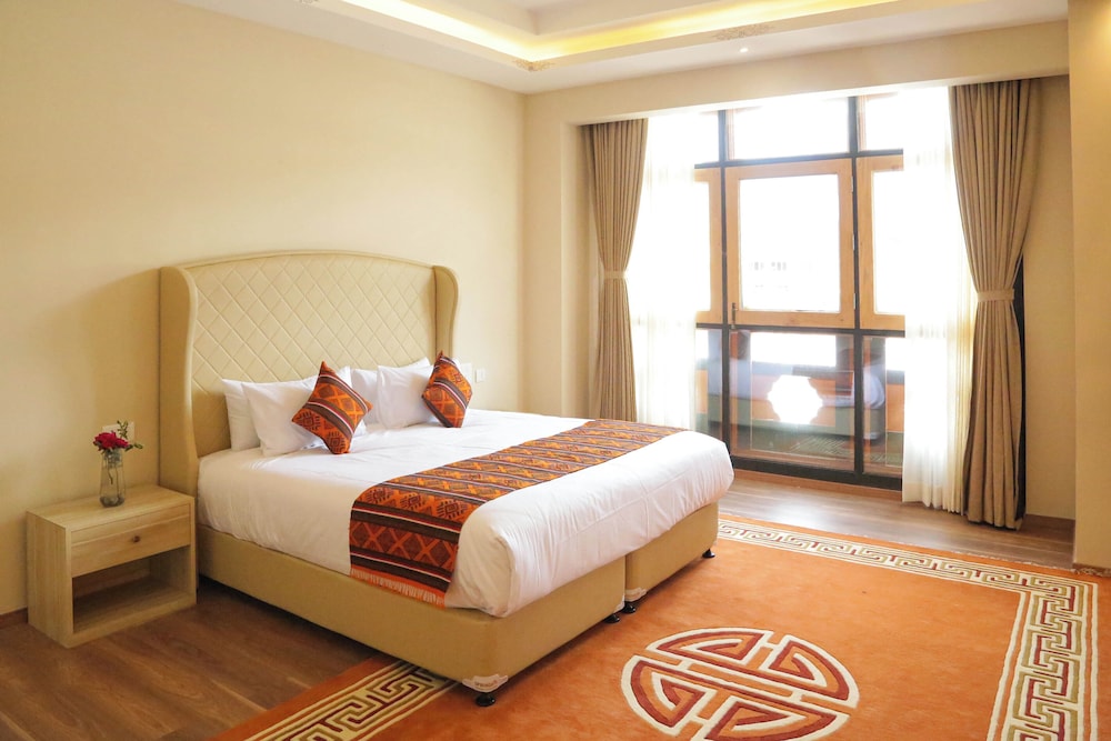 Deluxe Double or Twin Room photo 1