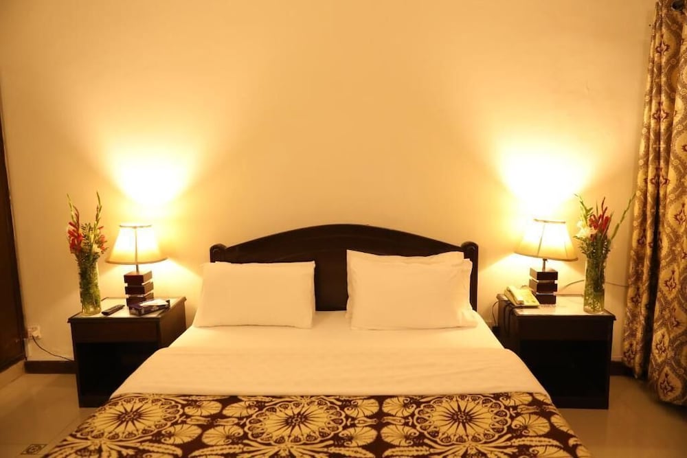 Deluxe Room - Photo 2