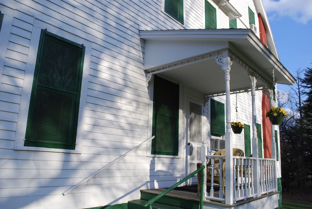 Deluxe Double Room, Ensuite (Queen with Porch #19) - Photo 5