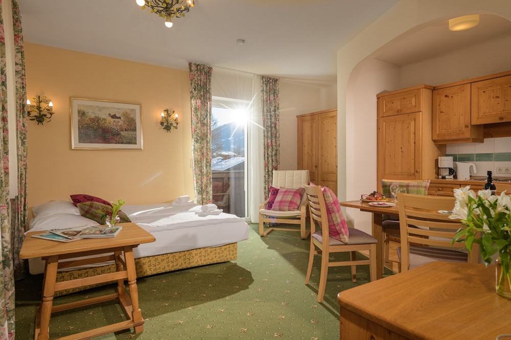 Premium Apartment, 1 Bedroom, Balcony, Mountain View (Typ A Cleaning fee 75€) photo 1