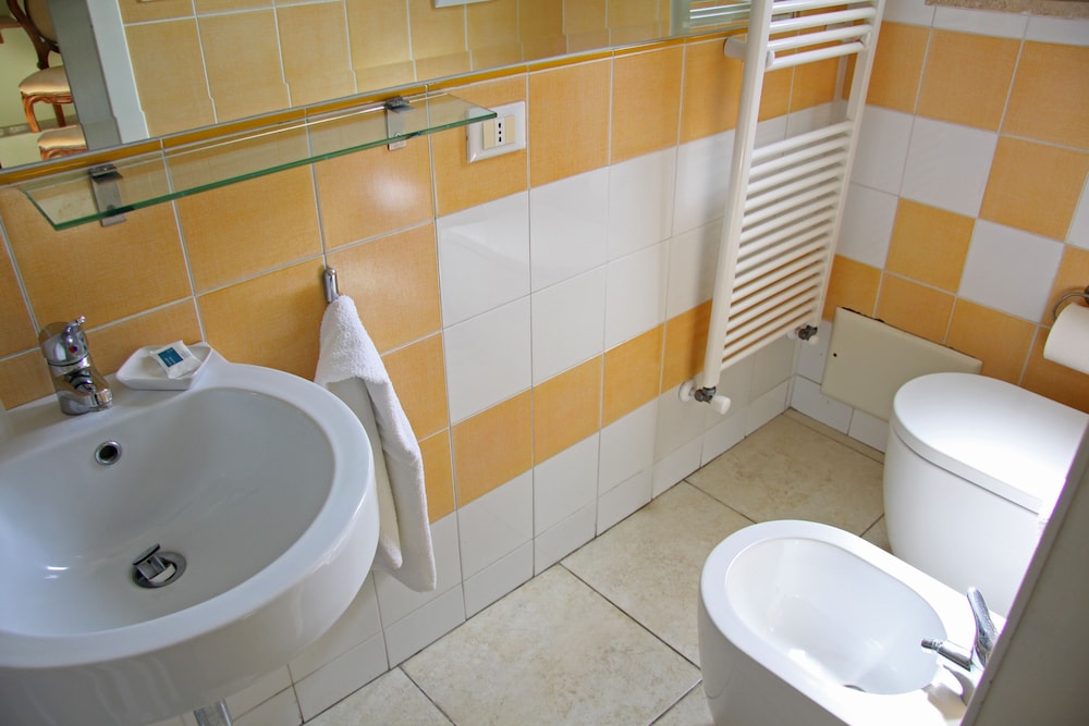Deluxe Suite, 1 Bedroom photo 2