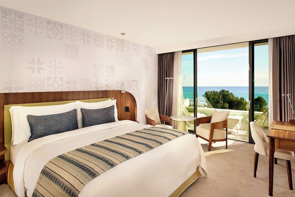 Superior Room, 1 King Bed, Sea View - Photo 6