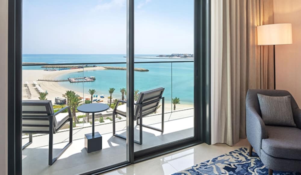 Deluxe Suite, Sea View - Photo 6