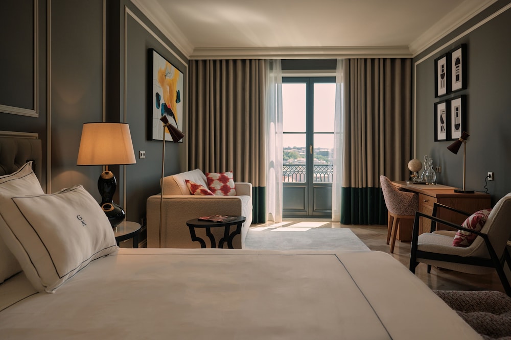 Suite Palace thumbnail 5