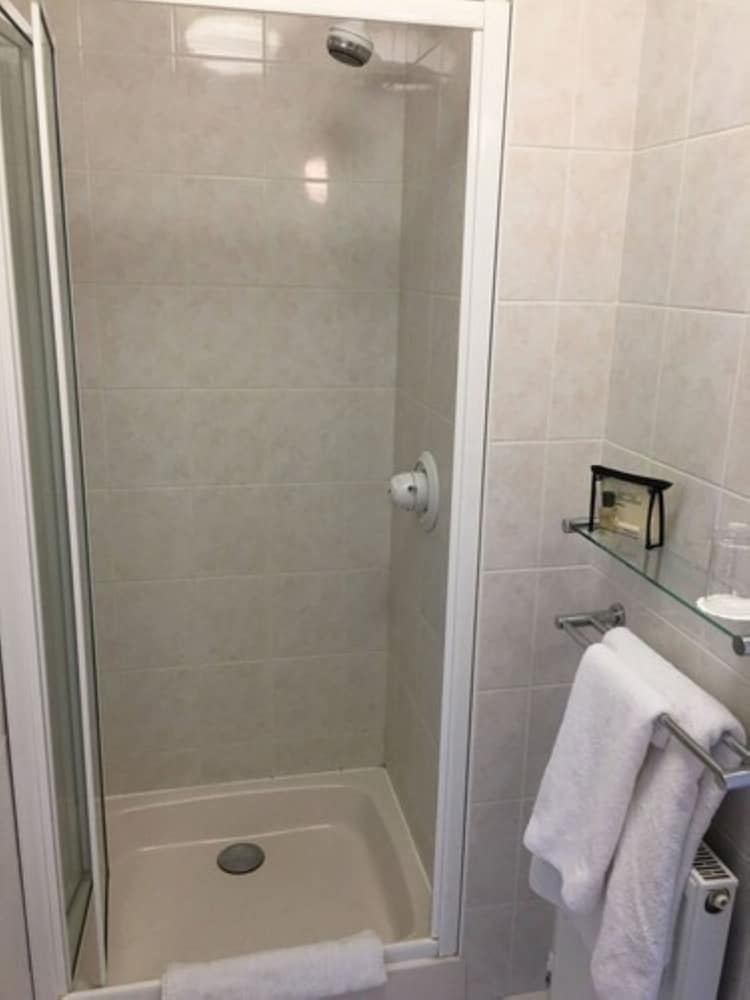 Standard Triple Room photo 3