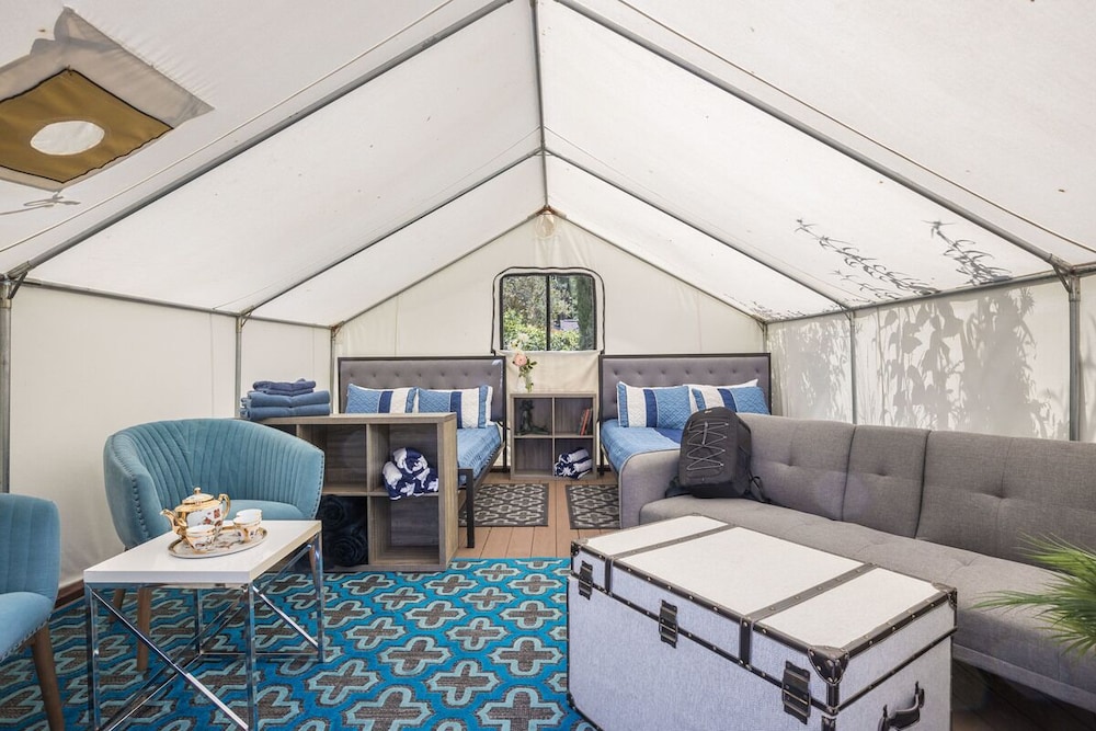 Standard Tent photo 2