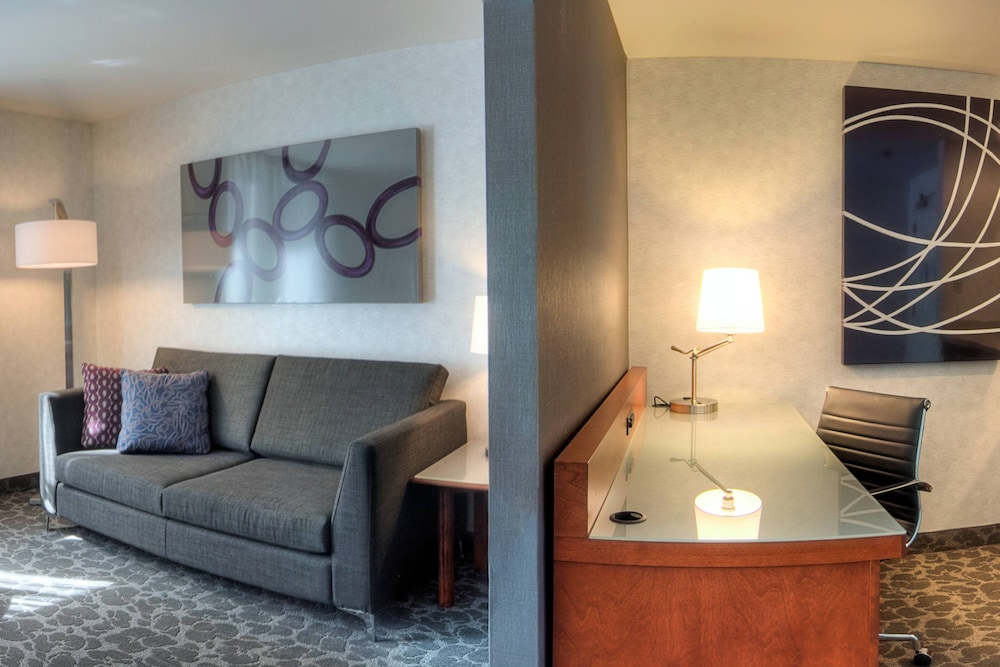 Superior Suite, 1 King Bed With Sofa Bed, Non Smoking, Terrace