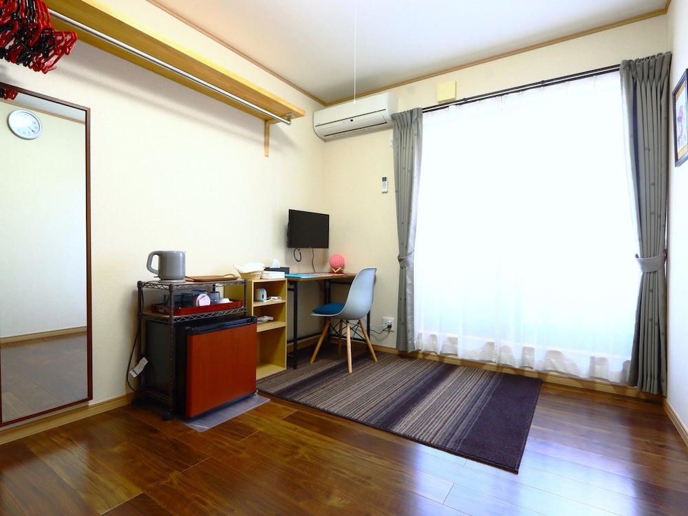 Basic Apartment