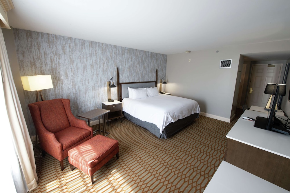 Room, 1 King Bed - Photo 6