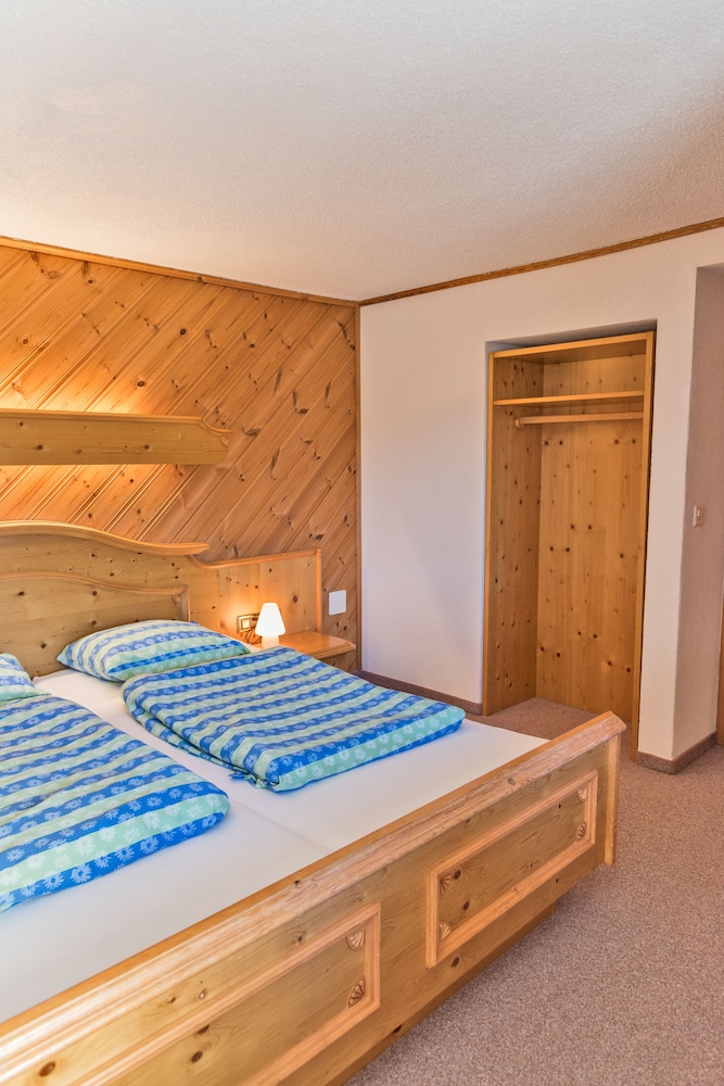 Quadruple Room (Private bathroom) photo 3