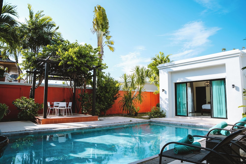 Grand Deluxe 3 Bedroom Pool Villa - Photo 8