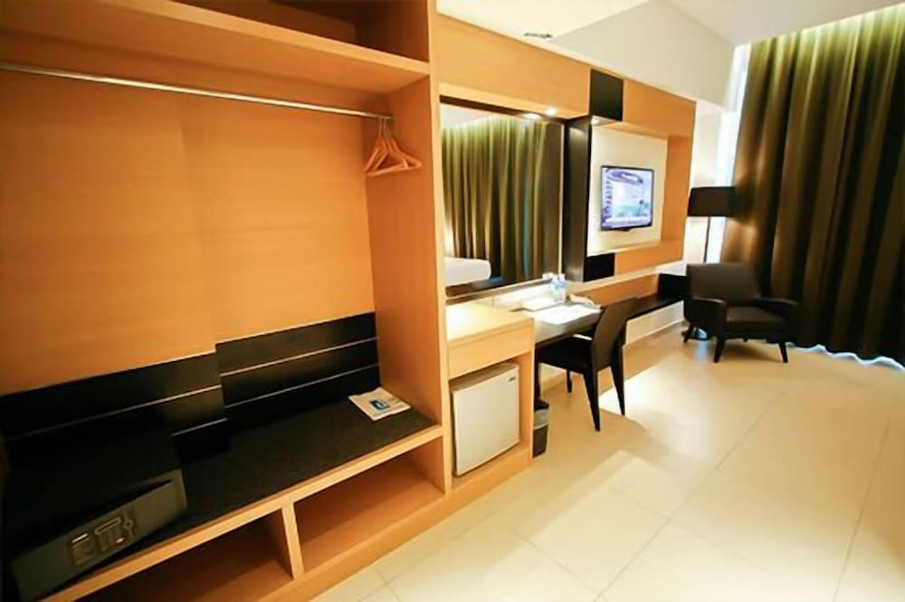Standard Room photo 3