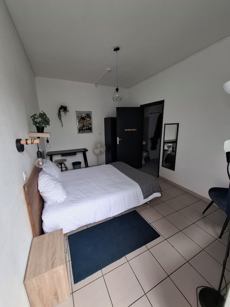 Double Room, Mobility Accessible, Mountain View