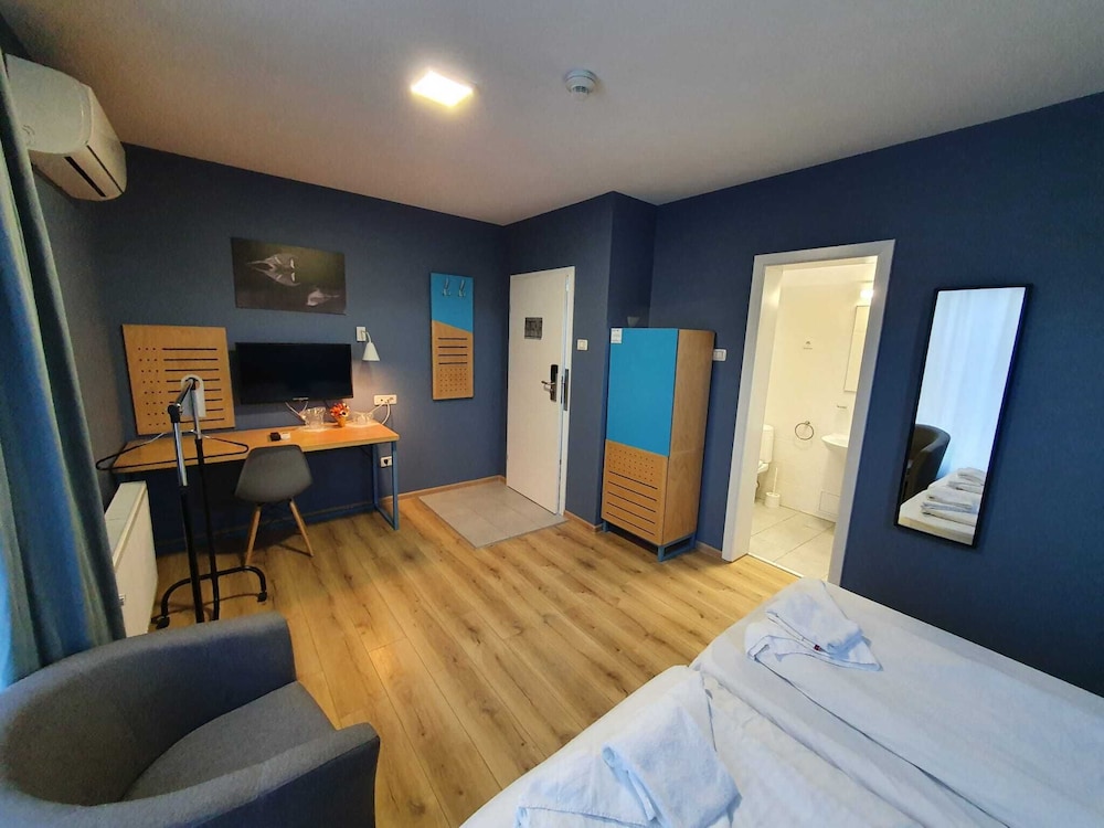 Basic Room photo 1