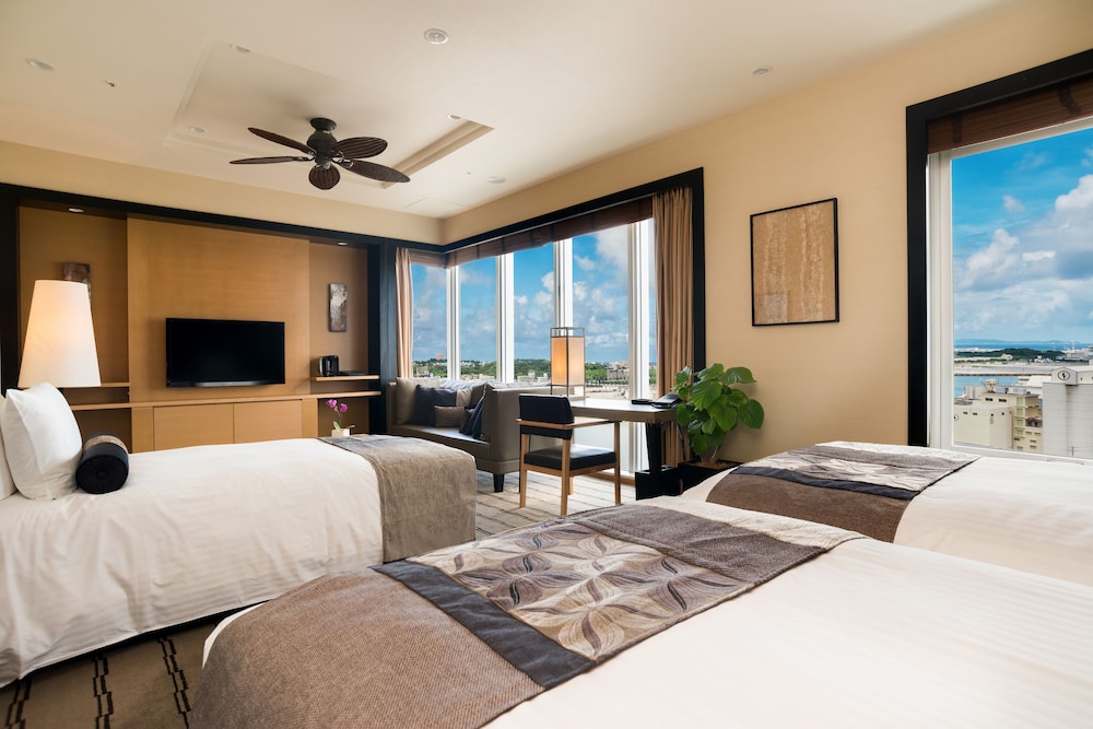 Premier Floors, Gran Suite,13th Floor, Non-Smoking (Twin Room with Extra bed)