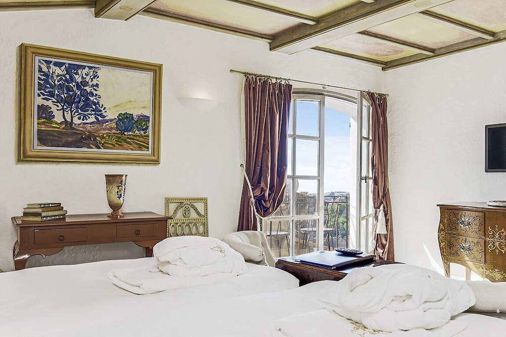 Deluxe Double Room - Photo 7