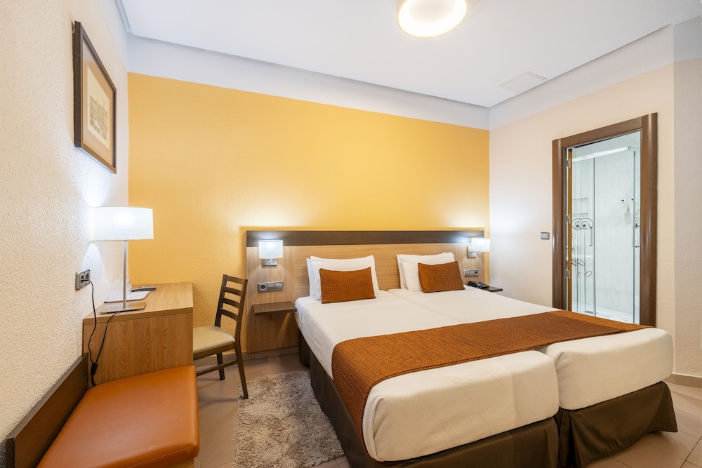 Standard Room - Photo 18