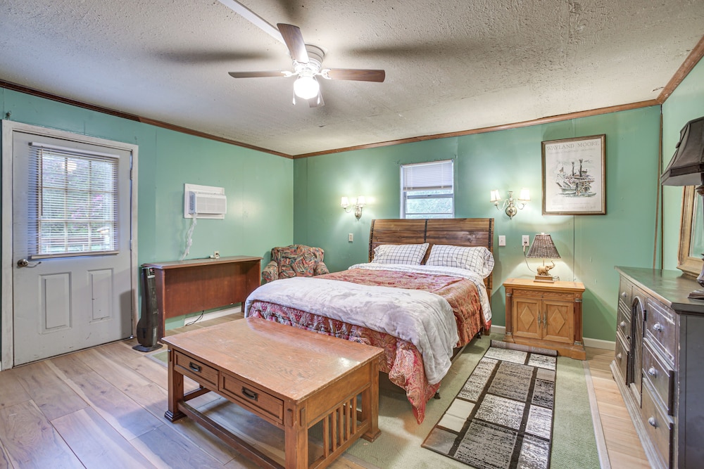 House (2 Bedrooms) photo 2
