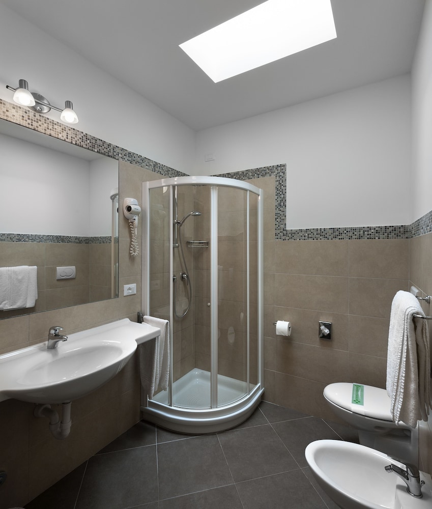 Standard Double Room, Terrace - Photo 5