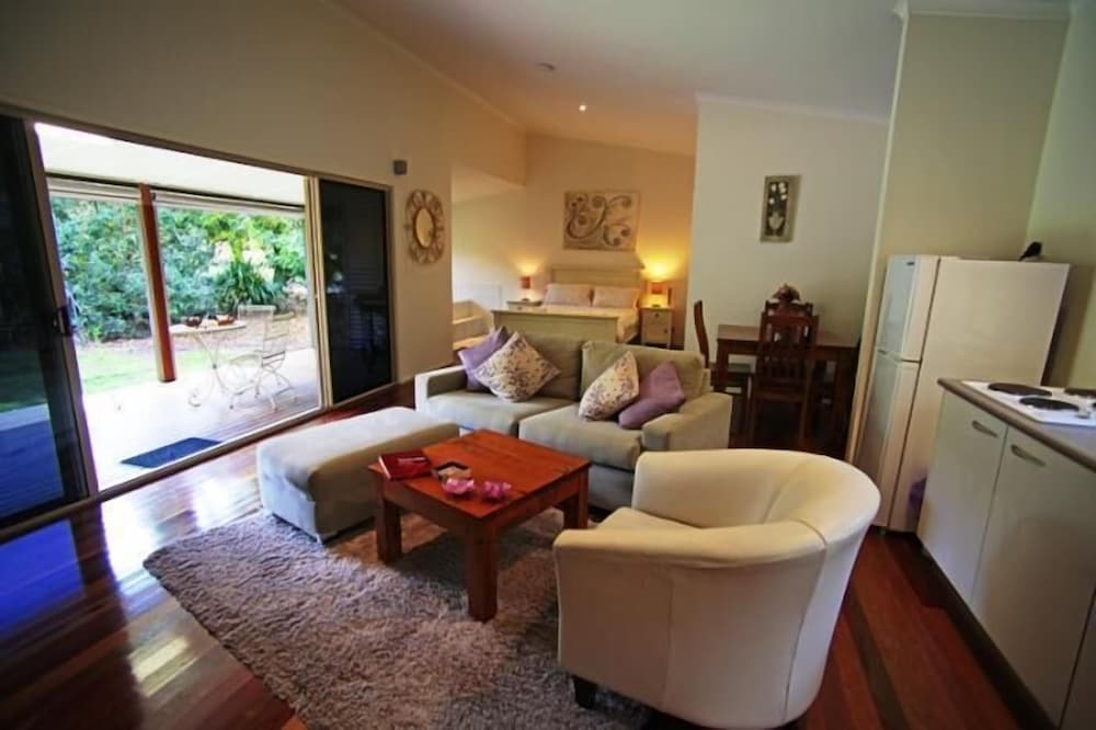 Standard Suite, 1 Bedroom, Non Smoking, Kitchen (WOTIF SPRING QLD) photo 1