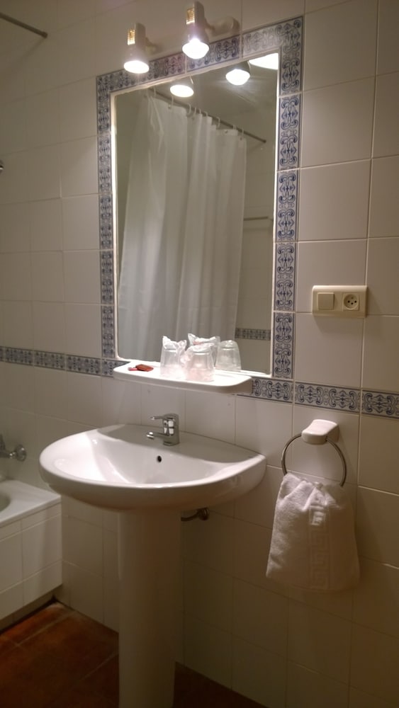 Double Room - Photo 6