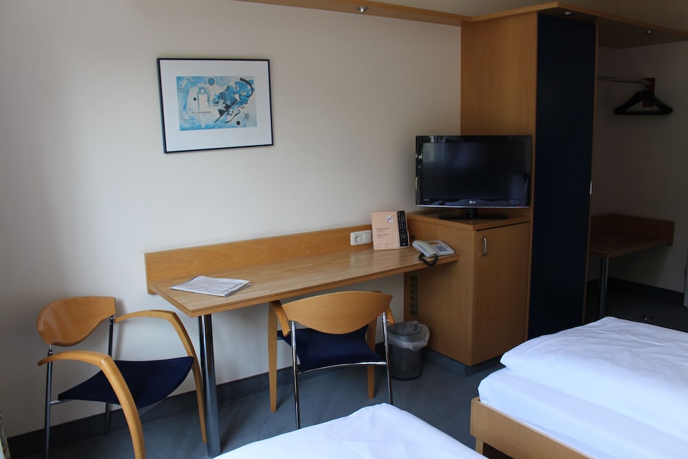 Standard Double Room photo 3