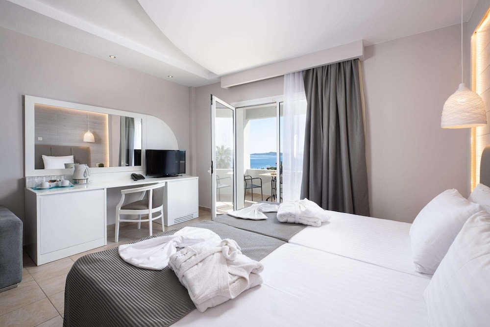 Junior Suite, Sea View photo 1