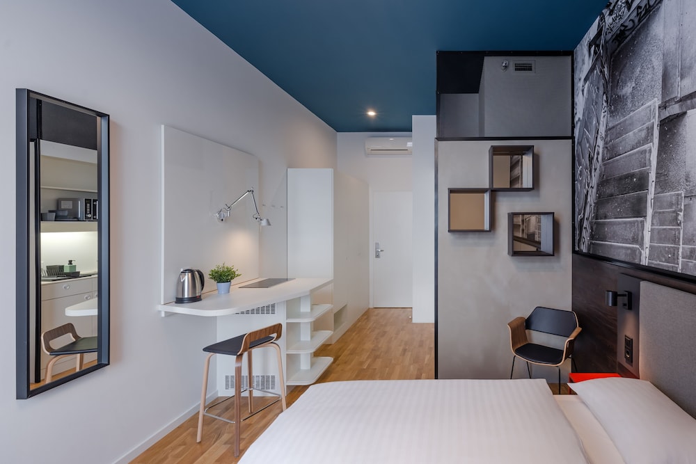 Superior Double Room - Photo 1