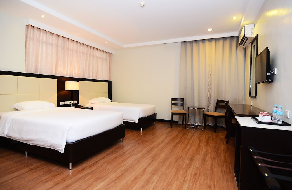 Presidential Suite photo 1