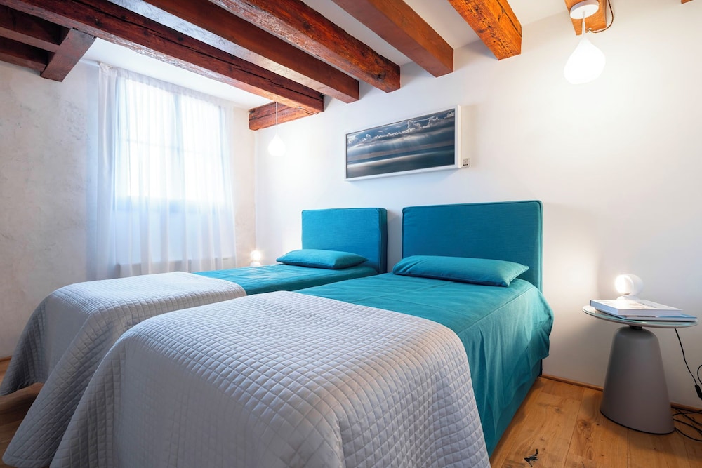 Superior Apartment, City View photo 2