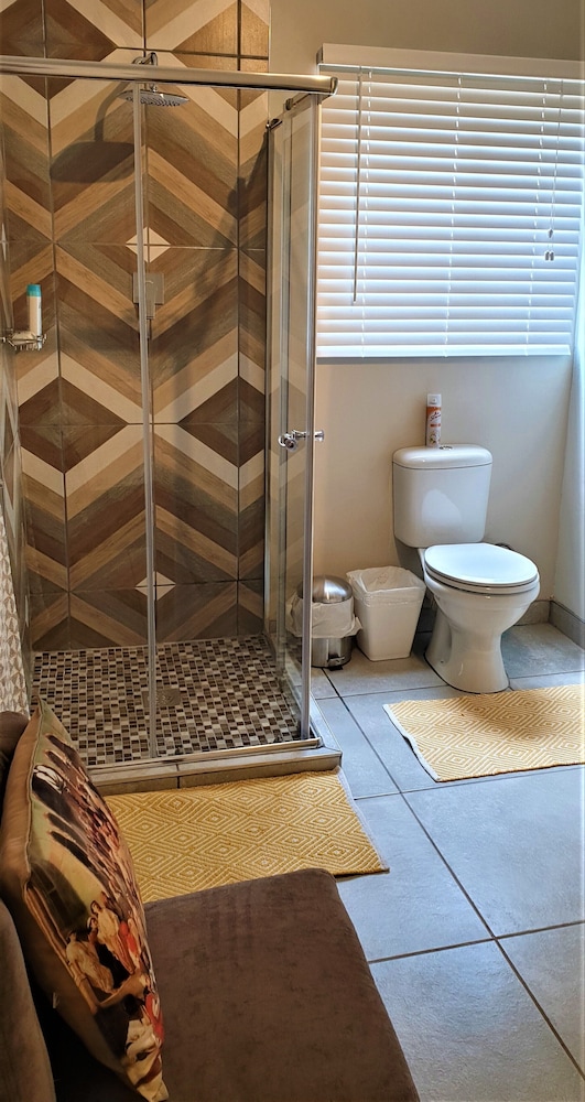 Comfort Room photo 2