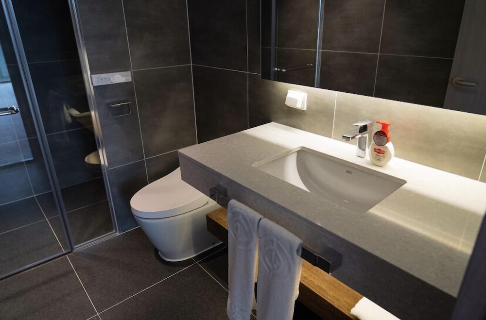 Deluxe Triple Room, Multiple Beds, Non Smoking (Deluxe Triple) - Photo 2