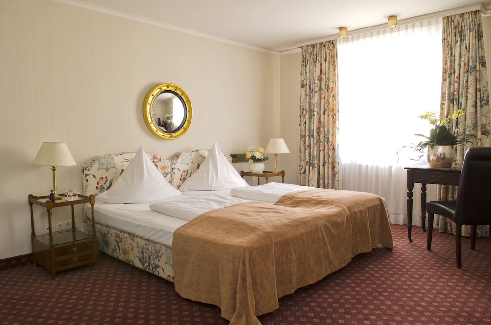 Junior Room, 1 Double Bed - Photo 3