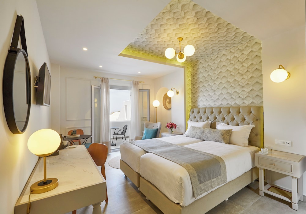 Camera familiare, 2 camere da letto, vasca da bagno, vista piscina (Cosy)