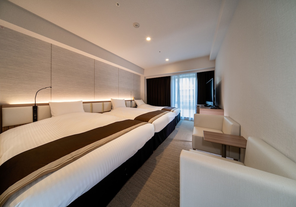 Twin Room, Non Smoking (For 3 people) - Photo 1