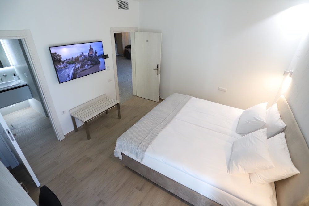 Double Room, Lake View photo 2